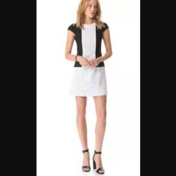 TIBI LINEN EYELET SHIFT DRESS SIZE 4 - Picture 3 of 13